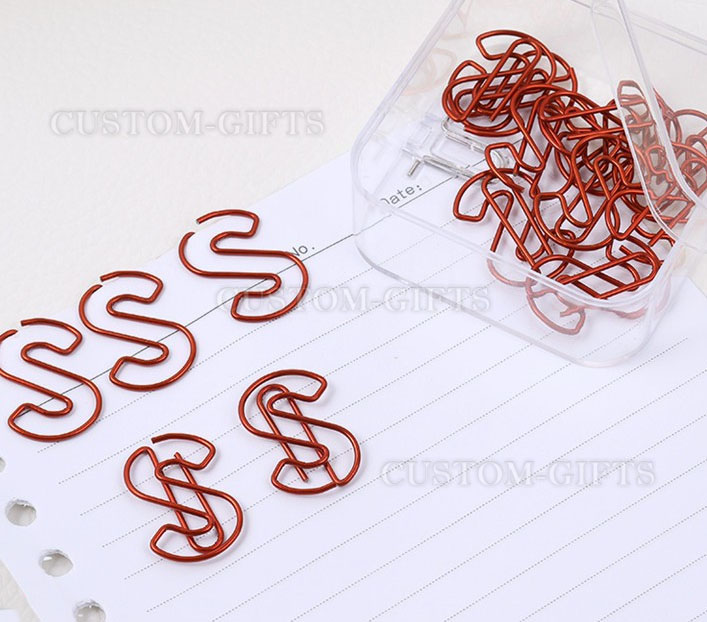 Скрепка с логотипом Цифры и Буквы (C019)