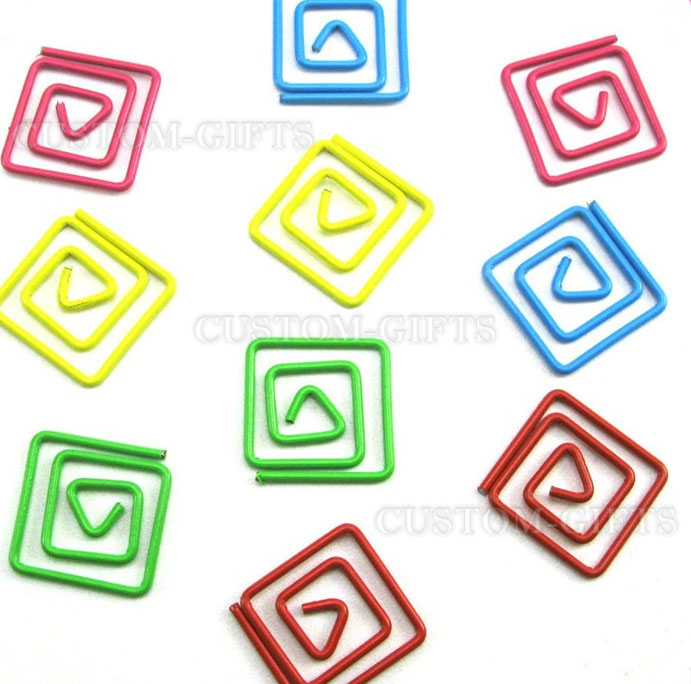 Скрепка с логотипом Фигуры (F008)